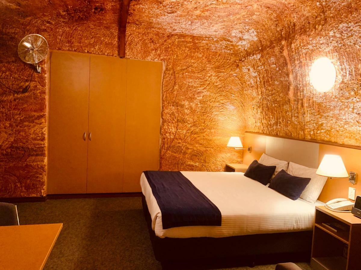 Desert Cave 3*